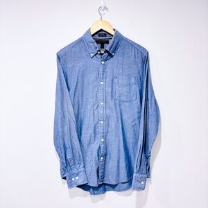 TOMMY HILFIGER Blue chambray button-down shirt size | casual wear | Medium *
